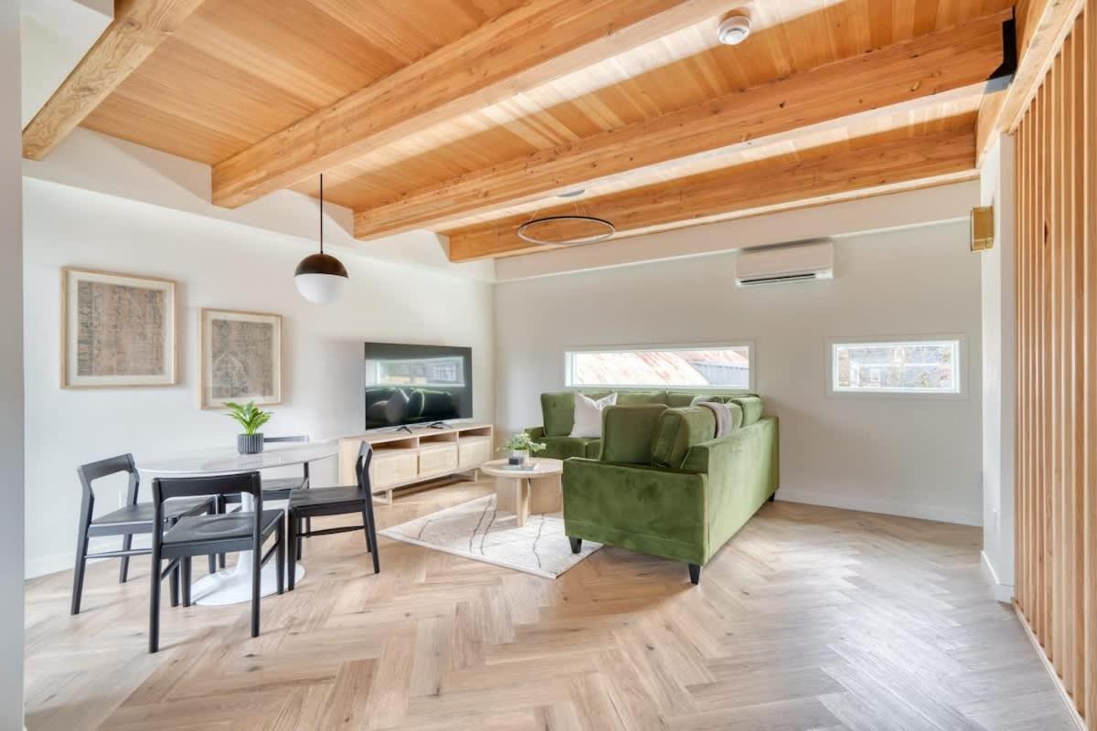 Albertaarts Happy Place Townhome - 91 Walkscore